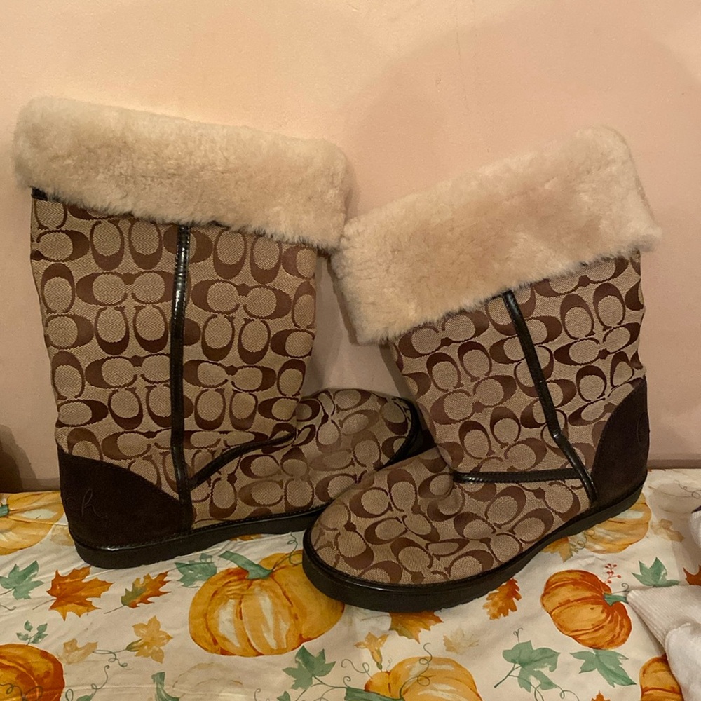 Coach boots